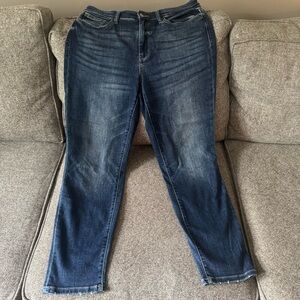 Judy Blue Women's Jeans- boyfriend fit.